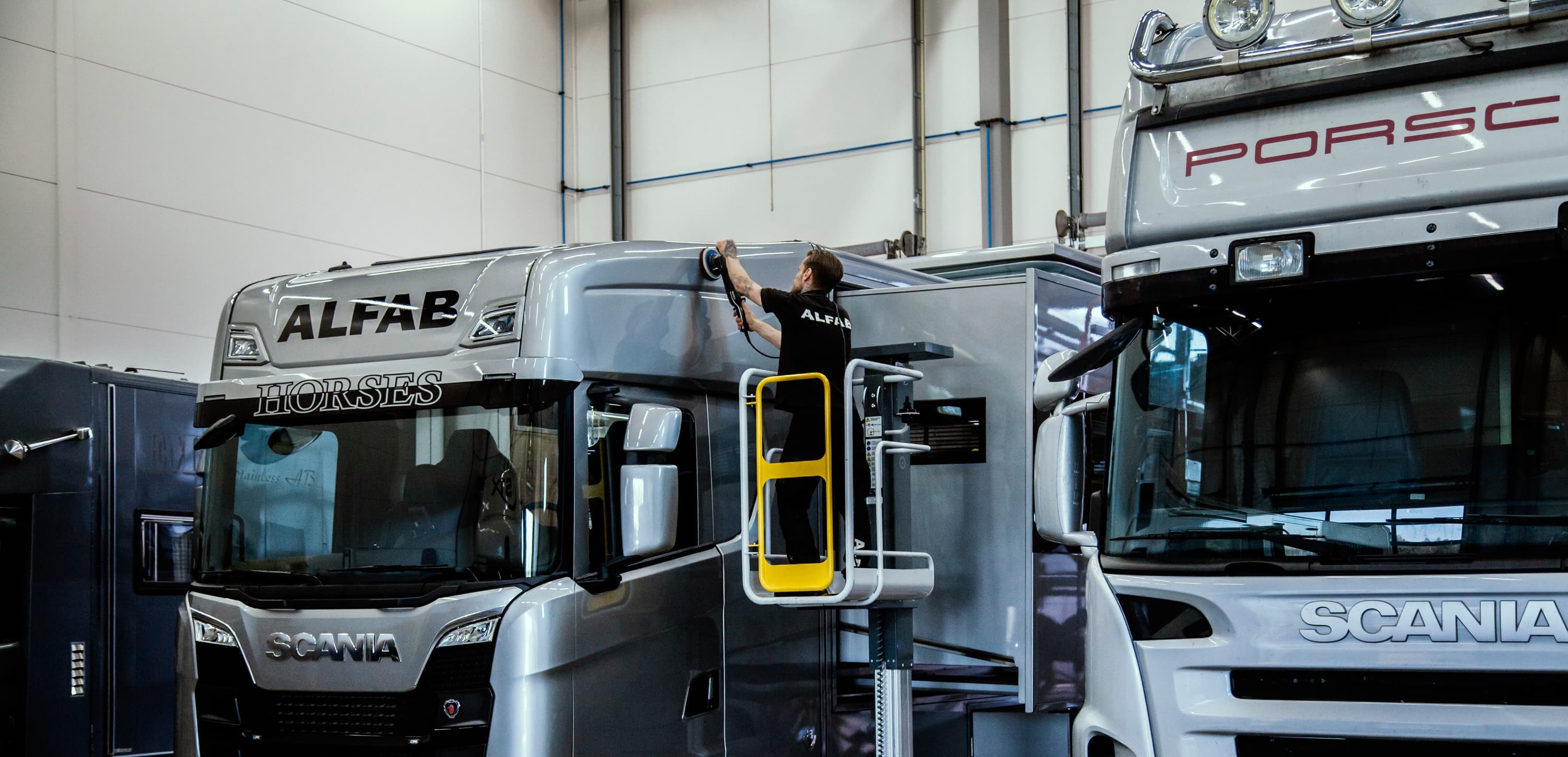 ALFAB Hästlastbilar - Service verkstad