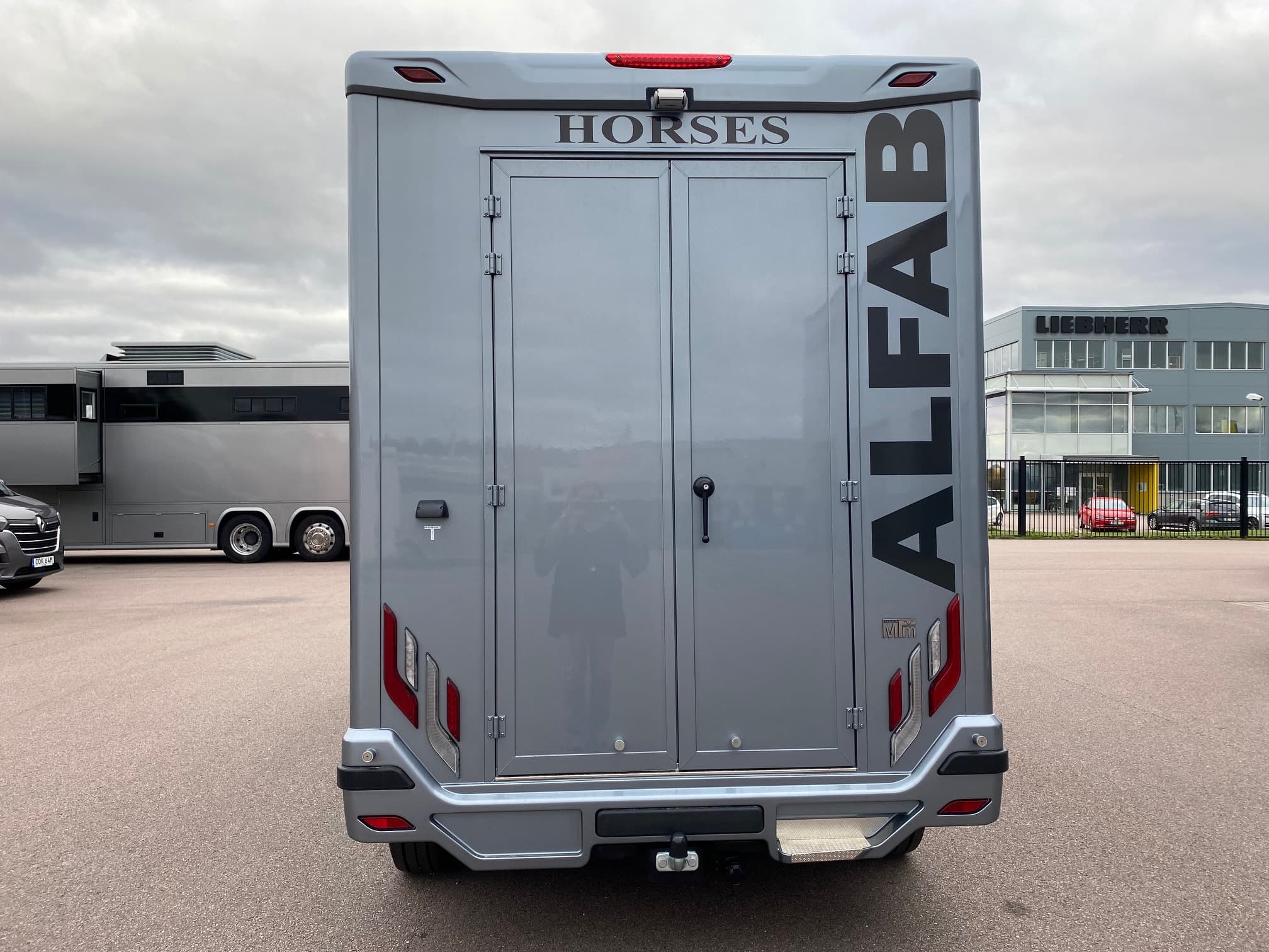 MTM Hästlastbil 3-sits