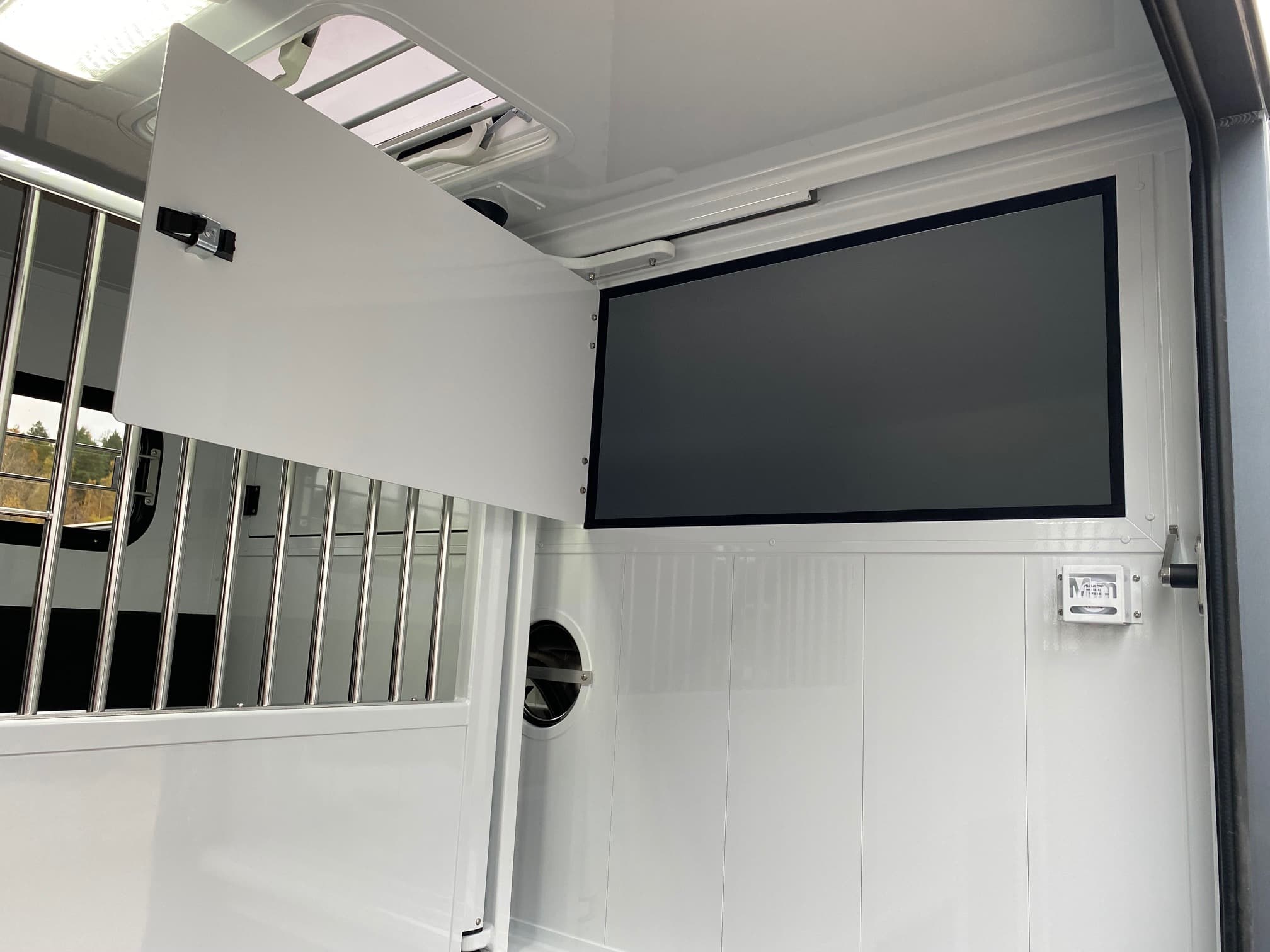 MTM Hästlastbil 3-sits