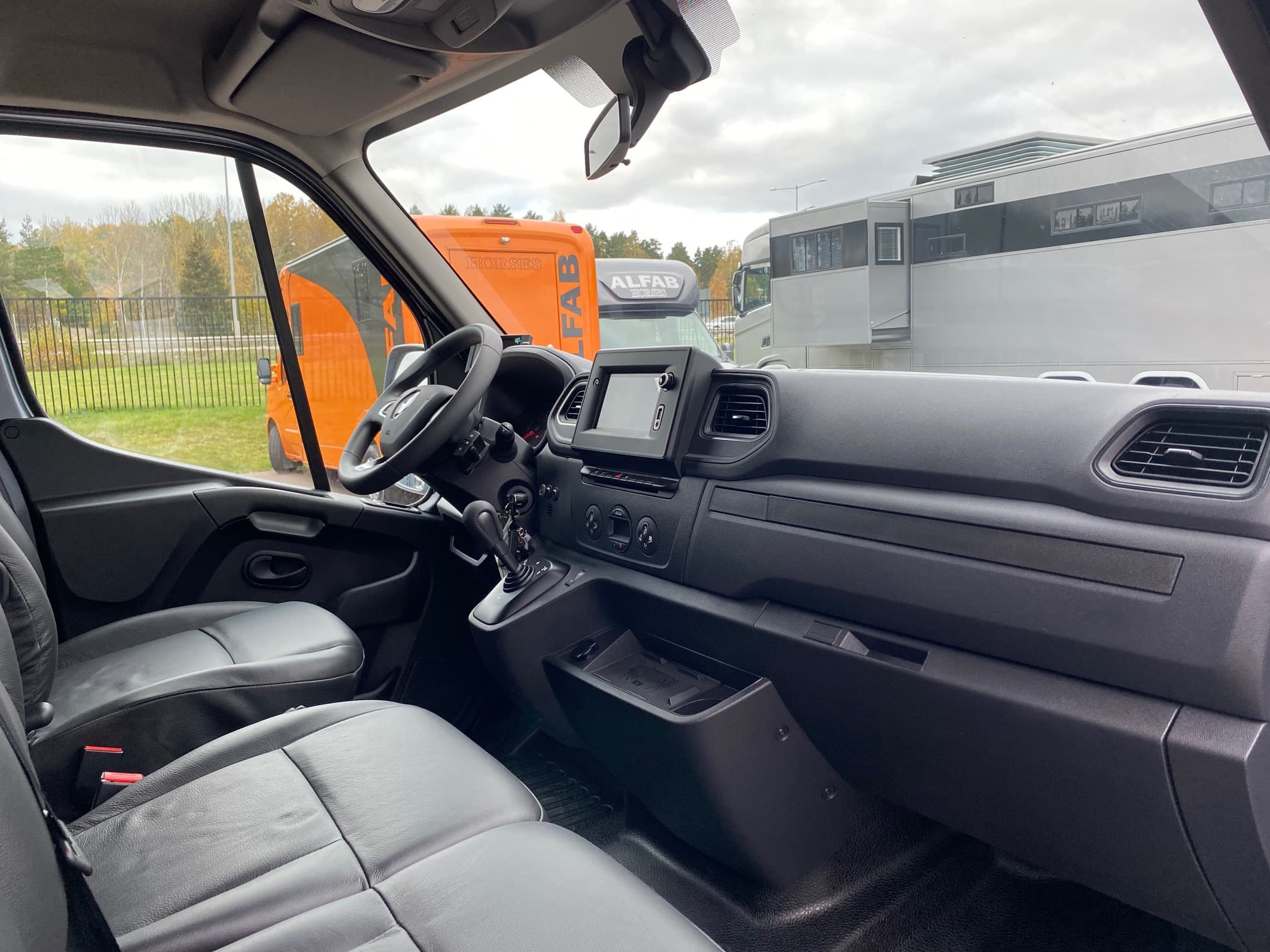 MTM Hästlastbil 3-sits