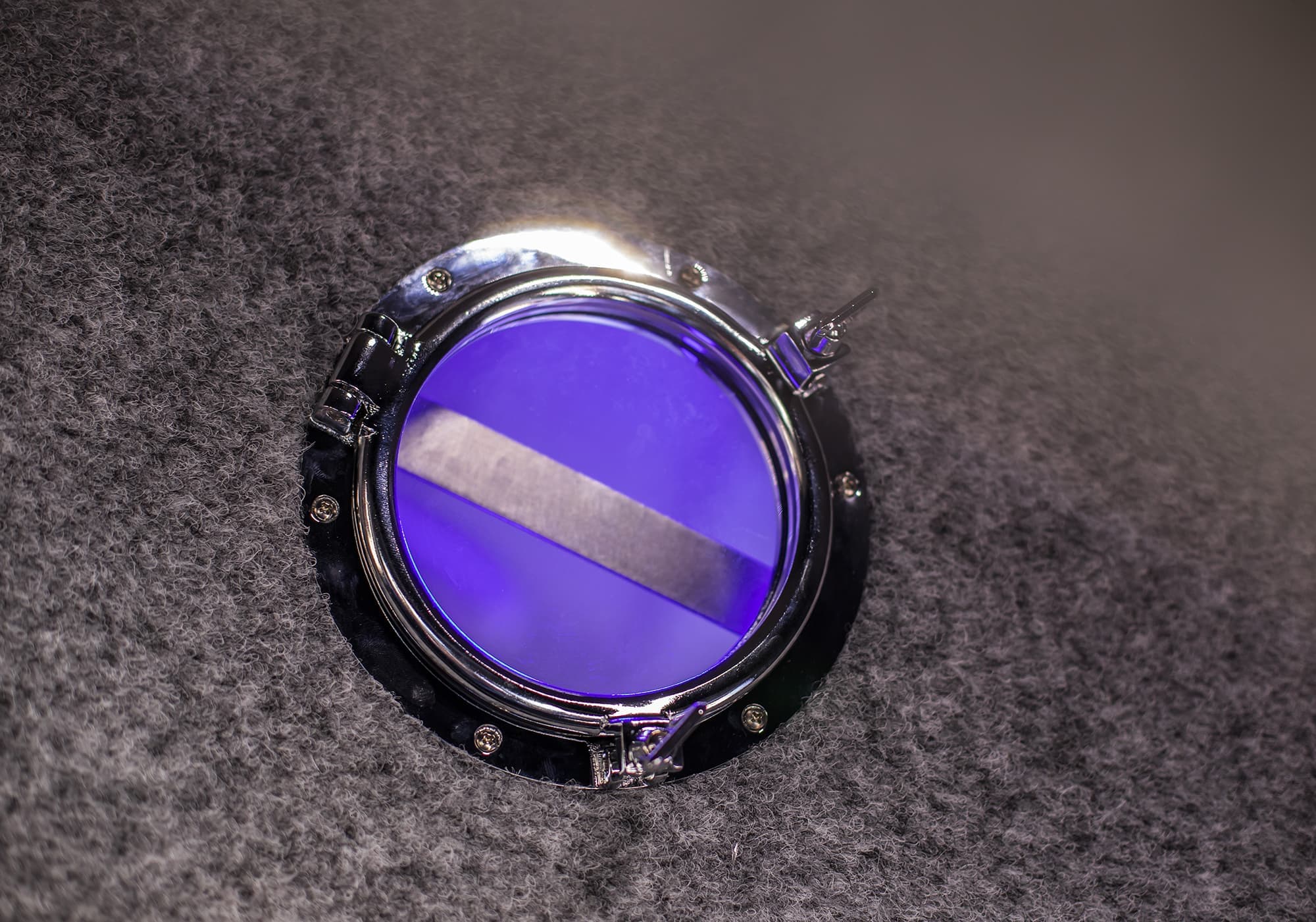 ALFAB Hästlastbilar - ALFAB Standard - Öppningsbart fönster mellan hästdelen och förardelen