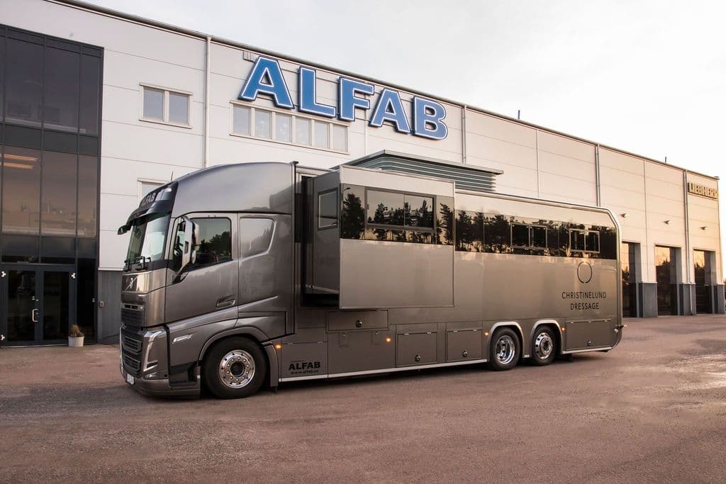 ALFAB Limited Hästlastbil