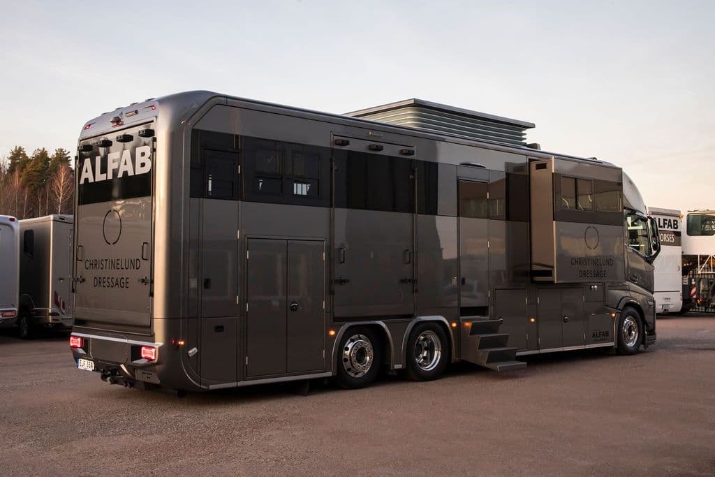 ALFAB Limited Hästlastbil