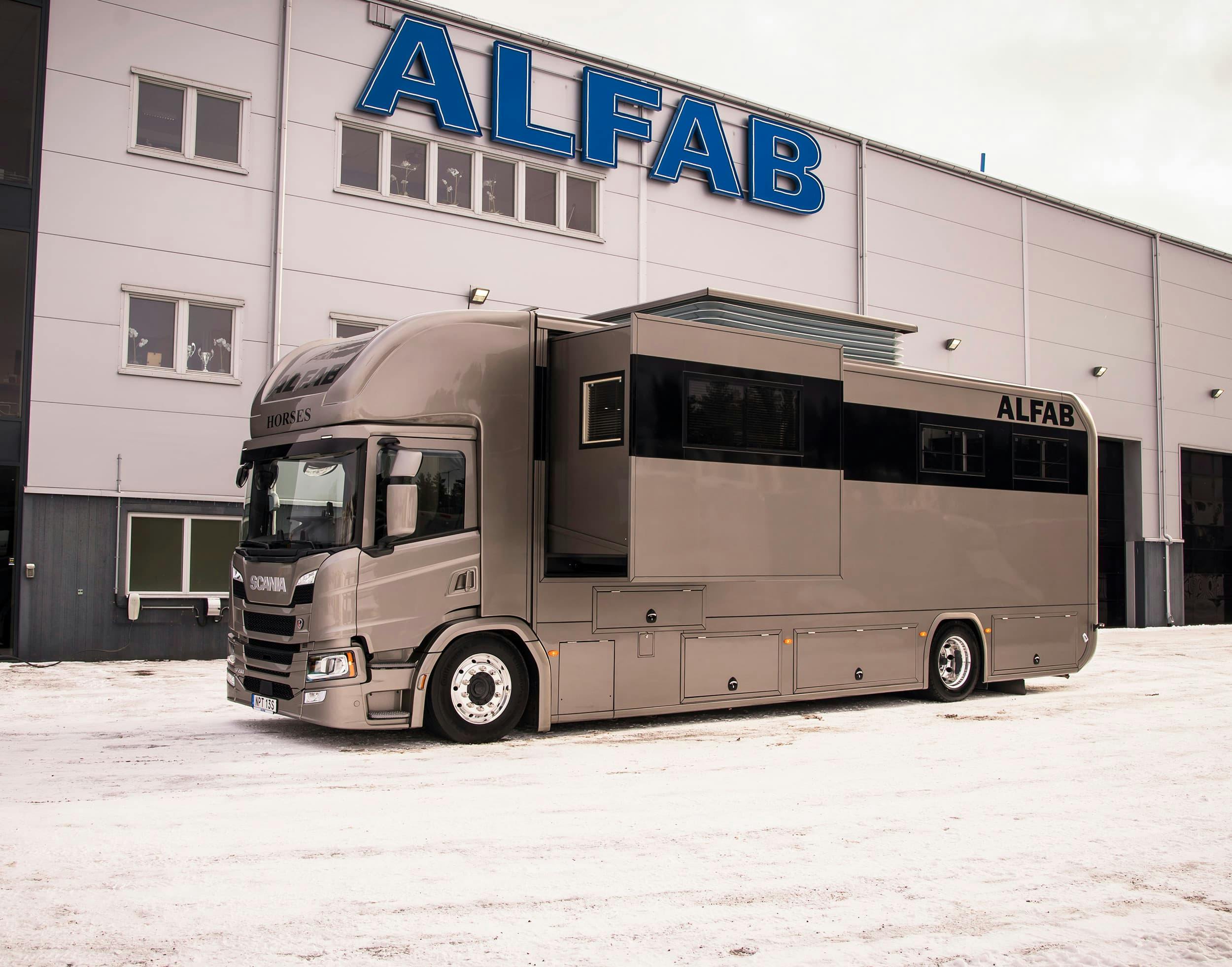 ALFAB Professional hästlastbil